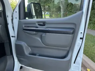 2017 Nissan NV 2500 HD S