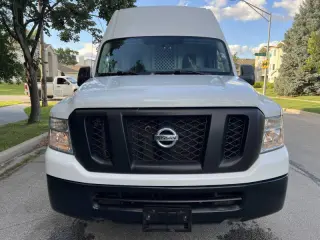 2017 Nissan NV 2500 HD S