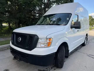 2017 Nissan NV 2500 HD S