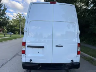 2017 Nissan NV 2500 HD S