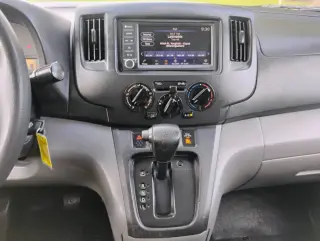 2021 Nissan NV200 S