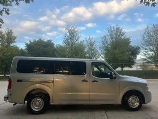 2019 Nissan NV 3500 HD S
