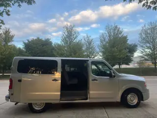 2019 Nissan NV 3500 HD S