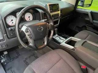 2013 Nissan Titan SL