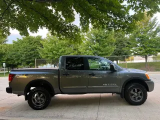2013 Nissan Titan SL