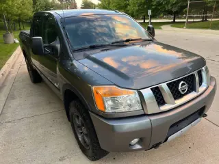 2013 Nissan Titan SL