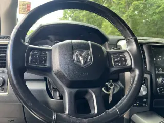 2016 RAM 1500 Sport