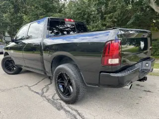 2016 RAM 1500 Sport