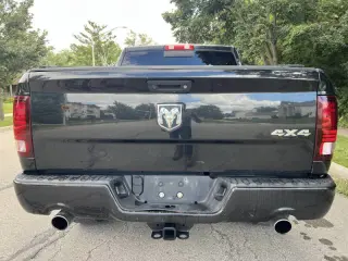 2016 RAM 1500 Sport