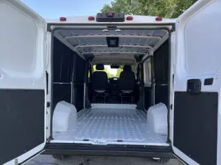 2025 RAM ProMaster Tradesman 2500