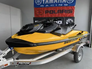 2018 Sea-Doo SEADOO/BRP RXP-X 300