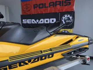 2018 Sea-Doo SEADOO/BRP RXP-X 300