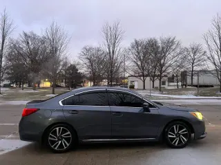 2017 Subaru Legacy 2.5i Sport