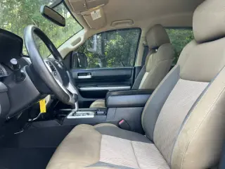 2015 Toyota Tundra SR5