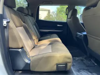 2015 Toyota Tundra SR5