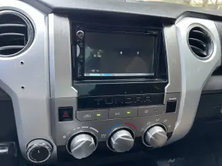 2015 Toyota Tundra SR5