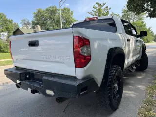 2015 Toyota Tundra SR5