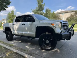 2015 Toyota Tundra SR5