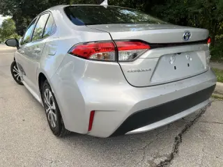 2022 Toyota Corolla Hybrid LE