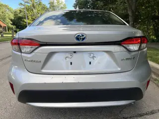 2022 Toyota Corolla Hybrid LE