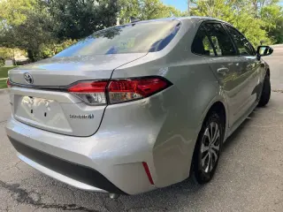 2022 Toyota Corolla Hybrid LE