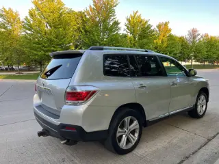 2011 Toyota Highlander Limited