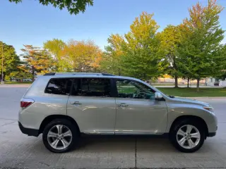 2011 Toyota Highlander Limited