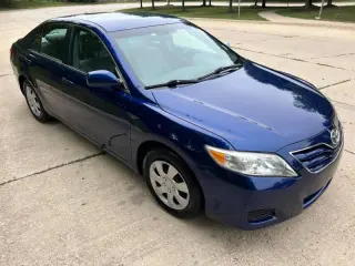 2010 Toyota Camry LE