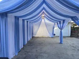 Decoración con tela para carpa