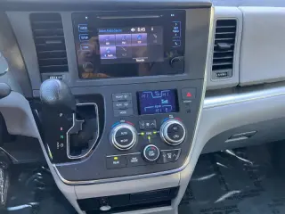 2015 Toyota Sienna L 7-Passenger