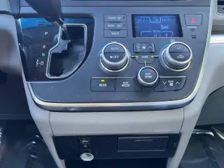 2015 Toyota Sienna L 7-Passenger