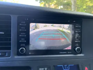 2018 Toyota Sienna LE Mobility 7-Passenger