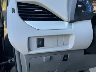 2018 Toyota Sienna LE Mobility 7-Passenger