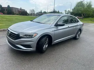 2020 Volkswagen Jetta R-Line