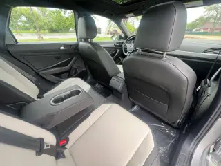 2020 Volkswagen Jetta R-Line