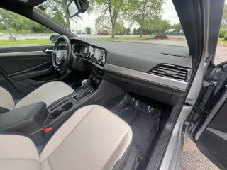 2020 Volkswagen Jetta R-Line