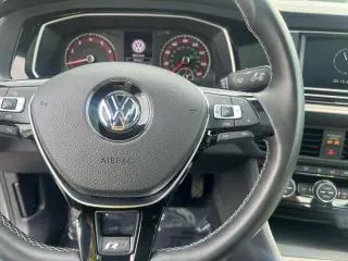 2020 Volkswagen Jetta R-Line