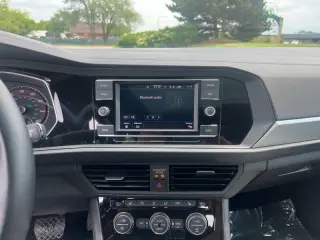 2020 Volkswagen Jetta R-Line