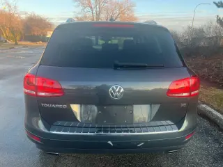 2014 Volkswagen Touareg V6 Sport