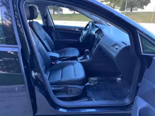2020 Volkswagen Golf TSI