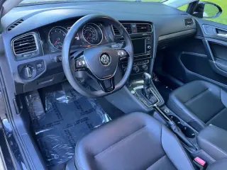 2020 Volkswagen Golf TSI