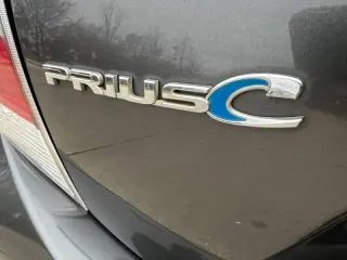 2016 Toyota Prius c Two