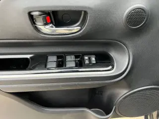 2016 Toyota Prius c Two