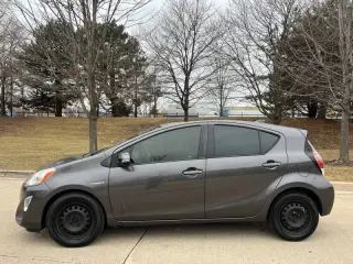 2016 Toyota Prius c Two