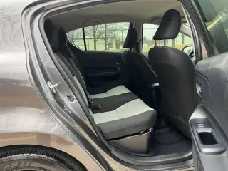 2016 Toyota Prius c Two