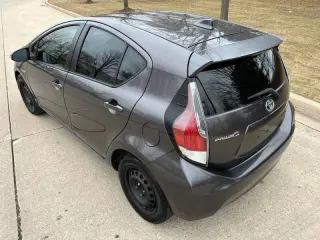 2016 Toyota Prius c Two