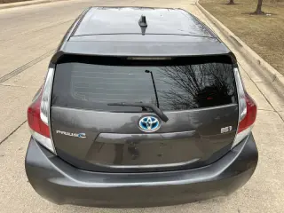 2016 Toyota Prius c Two