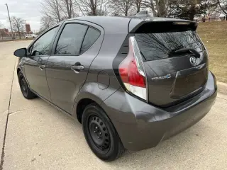 2016 Toyota Prius c Two
