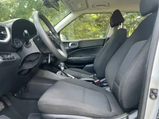 2020 Hyundai Venue SE