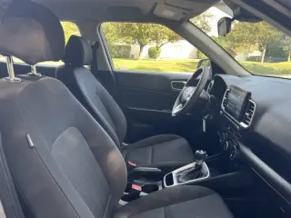 2020 Hyundai Venue SE